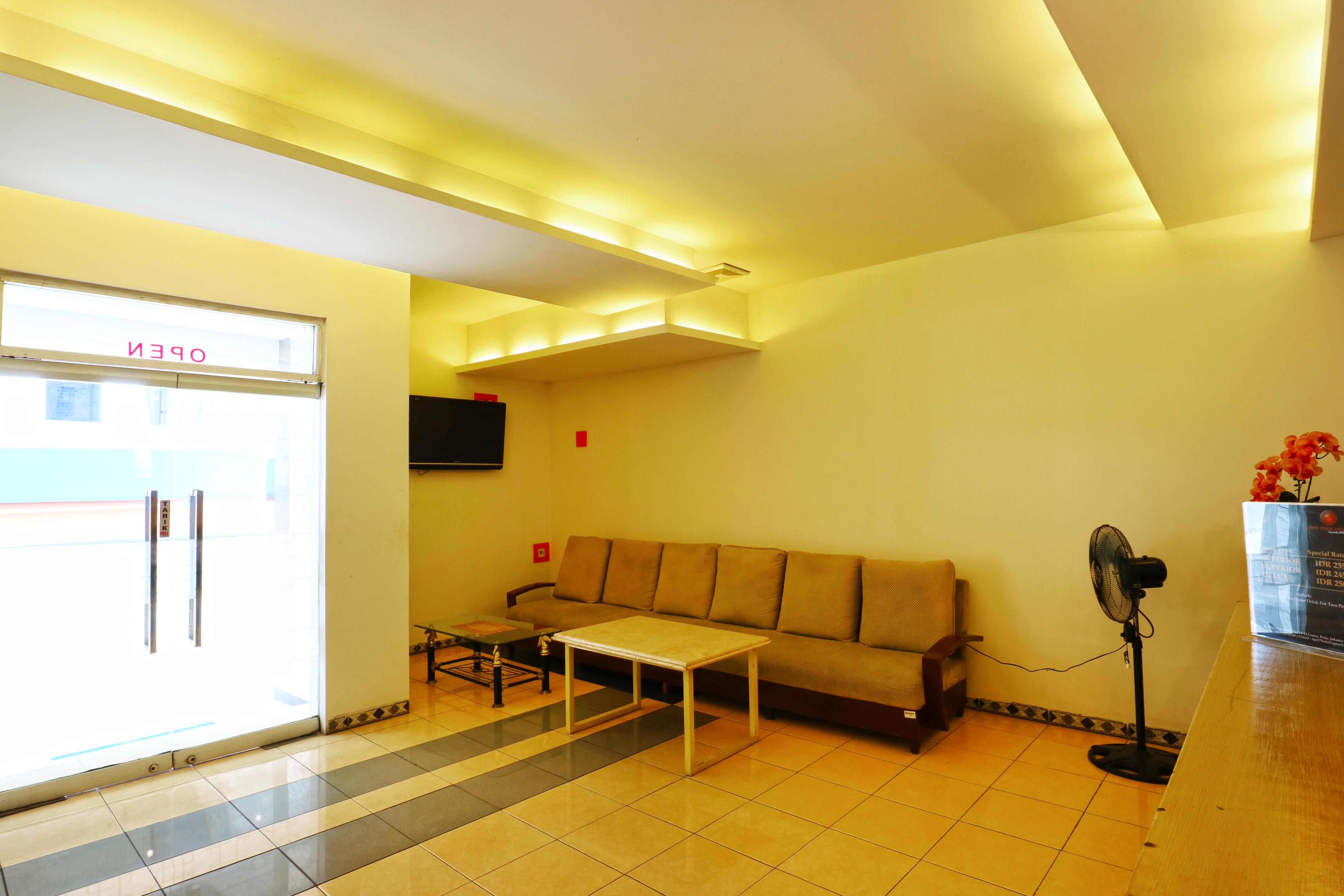 New Priok Indah Syariah Hotel Jakarta Exterior foto